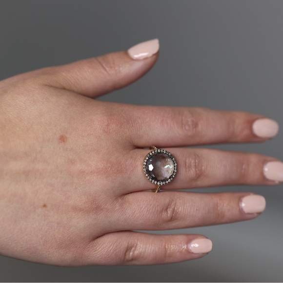 Suzanne Kalan
14K Yellow Gold, Green Envy Topaz &
Diamond Ring
size 6.5 - Picture 2 of 3